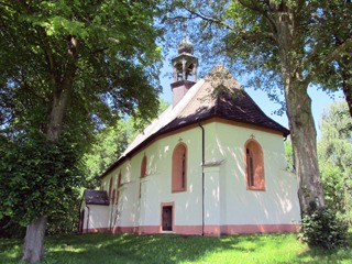 Kostel sv. Linharta v létě