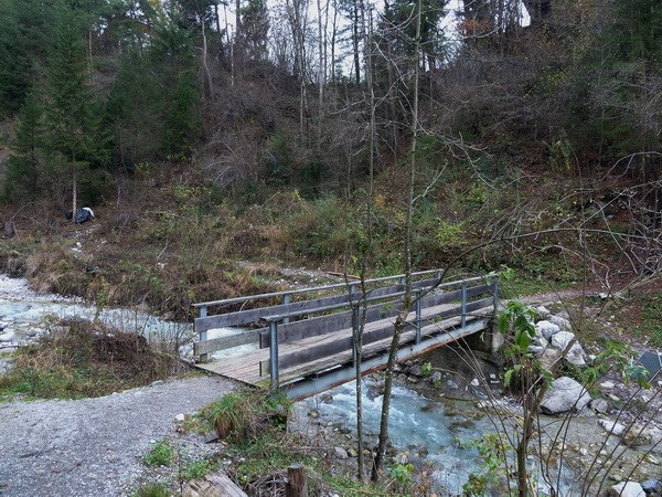 Oberer Weißenbachsteg/Upper Weißenbach pedestrian bridge