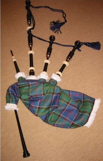 450px-Great_Highlands_Bagpipe.jpg